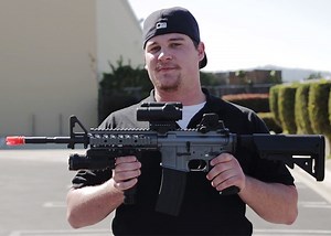 Airsoft GI: New Echo 1 Platinum M4