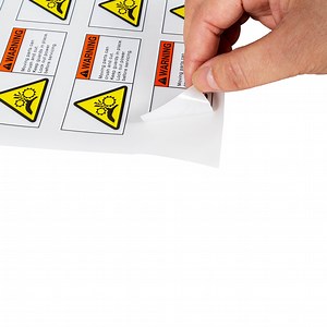 [Hot Item] Custom Waterproof Adhesive Wine Bottle Label Sticker Printing