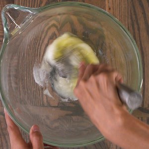 77K views · 223 reactions | This stunning holiday pie has a CRYSTAL-CLEAR peppermint filling  Not to mention the flaky chocolate crust and fluffy peppermint meringue…殺. Find the recipe when you download the Food Network Kitchen app and sign up today! | Food Network | Facebook