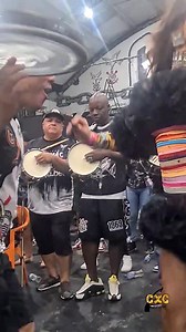 MADE IN BRAZIL SABRINA SATO 🖤🤍 A mais famosa celebridade do Carnaval Paulistano atualmente, esteve na quadra da sua escola nesta sexta-feira e foi mais uma vez a Rainha que todos amam! Feliz, alegre, carismática e Linda! AMOR ATUALIZADO COM SUCESSO! OBRIGADO Sabrina por tudo que você representa para o carnaval de São Paulo Nossa singela homenagem 🌹❤️ #gavioesdafiel2024 | Conexão Carnaval