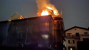 Hausdach in Hägglingen fängt Feuer