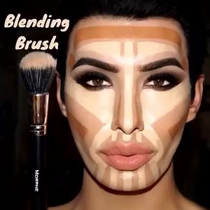 ✿••.¸¸.••✿► LVGLAMDUO #contorno #iluminaçao Face-@anastasiabeverlyhills Step 1. Highlight concealer "1.5" Step 2. Contour concealer "6.5" Step 3. Blend your highlight & Contour Step 4. Set your makeup, I used the contour kit "Banana" Step 5. Blush @Nyxcosmetics "Full on Femme" Brows-@anastasiabeverlyhills Dipbrow "Ebony & Dark Brown" Eyes-@anastasiabeverlyhills Catwalk palette Lid & Bottom Crease "LBD" Eyeliner Covet Liner "Noir" @nyxcosmetics Addorable Palette "Crease Soft Brown" Lashes-@flutte