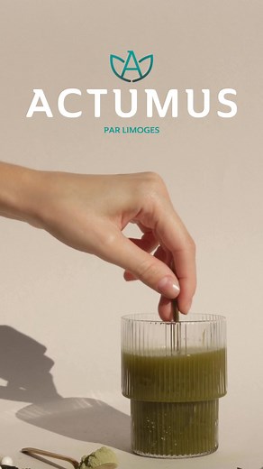 Commencez votre journée de manière naturelle. ⚡ OXY-VITA est un jus de cerise noire riche en fer : le complément idéal à votre routine quotidienne.  | Actumus | Facebook