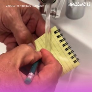 WODNY NOTATNIK, czy to rzeczywiście działa? 🧐 Ratownik przeprowadził krótki test❗ | Nauka jest niesamowita