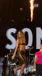 #Tini conquistando Miami 🫶✨ 👉 La popstar se presentó dos noches seguidas junto a #Coldplay para hacer "WE PRAY" y conquistó corazones 🔥🤩 | Made In Latino
