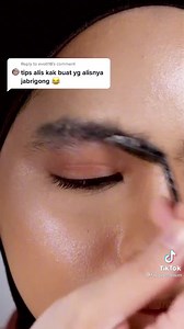 🍒TUTORIAL BIKIN ALIS UNTUK SI ALIS JABRIG🍒 🔗 Feathers : https://shope.ee/9ULZYO4nK4 🔗 Bedak : https://shope.ee/7KH4yU6y1Z 🔗 Sisir alis : https://shope.ee/9K29MCy0J6 🔗 Brow it : https://shope.ee/79xemGwAk4 🔗 Corrector : https://shope.ee/5UpQnFS6jI | Rekomendasi Skincare, Make up dan Fashion
