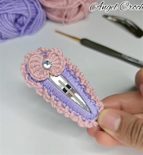 446K views · 2.9K reactions | Super easy and fast crochet hair clips tutorial for your girls #Angel_crochet_the_best #tutorial #yarn #explore #crochet | Angel crochet | Facebook