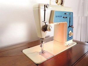 Vintage MCM Era Singer Model 638 Sewing Machine Wood Desk Table W Manual - Etsy UK