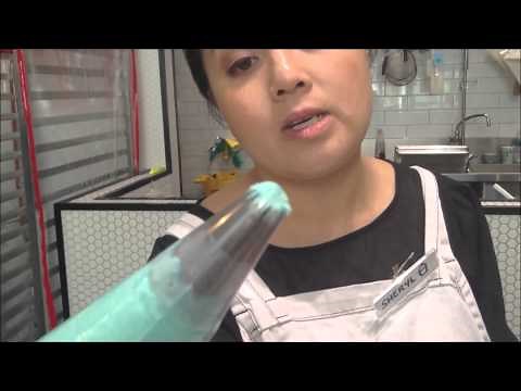 More Frosting & Piping Techniques with Cupcake Central