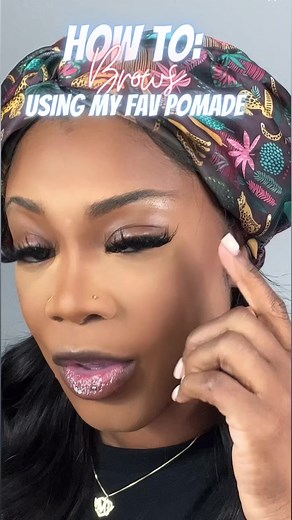 How to do your brows using brow pomade. The brow pomade is from Sugga Cosmetics in the color Ebony. Brow brush is Morphe #makeuphacks #makeupforbeginners #browtutorialforbeginners #browtutorials #easybrowtutorial | Jerieka Ewing