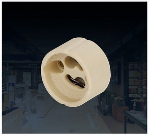 [Hot Item] 2A 250V GU10 Ceramic Halogen Lamp Holder for Lighting Fixtures