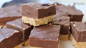 This decadent Kahlua-infused treat is the perfect boozy dessert to surprise your friends and family with this weekend. Recipe >>> https://bit.ly/3vI0ejR | Kidspot | Facebook