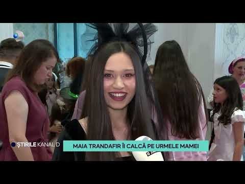 Stirile Kanal D - Maia Trandafir calca pe urmele mamei. O altfel de prezentare de moda!