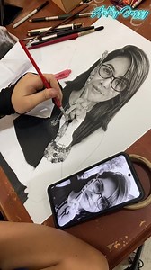 110K views · 4.8K reactions | ✍️ Full timelapse drawing of ma’am Vanesa ‍聆 ENJOY WATCHING, EVERYJUAN! 癩 #charcoal #charcoaldrawing #graphite #portraitdrawing #pencildrawing #artbyjazzy | Art by Jazzy | Facebook
