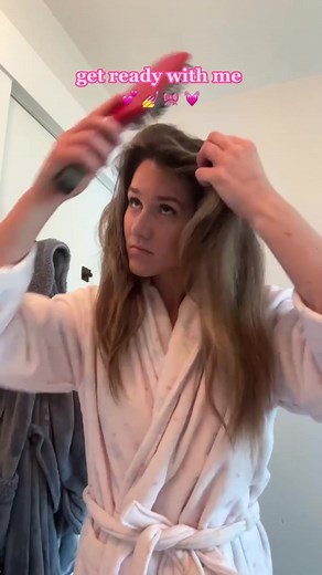 As request 💗 Dyson Airwrap Tutorial #dyson #dysonairwrap #hairstyle #hairtutorial #tutorial | Ashley Hetherington