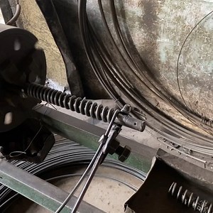 23K views · 334 reactions | ⛓ Spring Manufacturing Process ♒ From Iron wire to Finished Product #spring #springmaking #springmakingmachine | Oyapet | Facebook