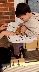 Using the curiosity programme to happily explore sequins 😃 'The Curiosity Programme is a strategy used to help teach individuals to develop the skill of curiosity, form positive relationships with others and to learn to engage with a wider range of stimuli. Pupils will start by exploring something they enjoy, for example, glitter.' #WednesdayWow #MarlowOpportunityPlaygroup #MOP #specialneeds #additionalneeds | Marlow Opportunity Playgroup