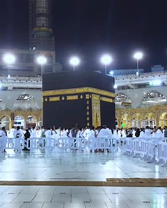 60K views · 10K reactions | Beautiful Masjid Al-Haram during Isha Adhan • 6th Feb 2022 | Haramain Servant | Facebook