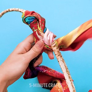 Clothes hacks for girls to avoid awkward moments. 👌 | 5-Minute Crafts