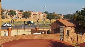 Gunshots. Daylight Robbery. Fidelity Bombing. Kubi eSouth Africa. | Cubique Thulani