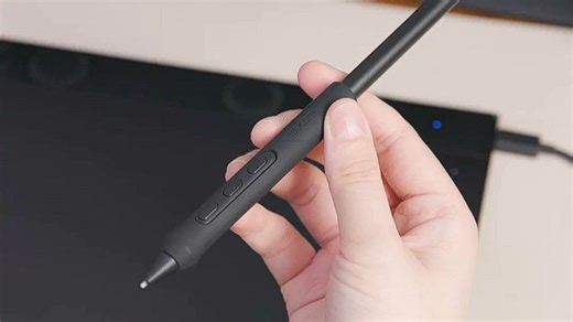 Intuos Pro全新一代，手绘调色更流畅，告别鼠标束缚，创作随心所欲。