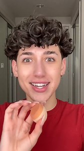 A Solicone X sponge, Sponge? #makeup #beauty #makeupsponge #makeupreview | Daus Mendoza