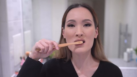 Amazon.com : GloBoid Toothpaste Tablets with Fluoride, Easy Bite Toothpaste Bits, Zero Waste, Eco Friendly & Plastic Free Toothpaste Tabs, Toothpaste Bites Perfect for Travel - 1 Month Supply - Natural Mint : Health & Household