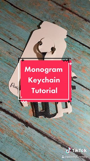 Reuploading my tutorial since a lot of people are asking for it #cricuttutorials #cricutprojects #monogram #customkeychains