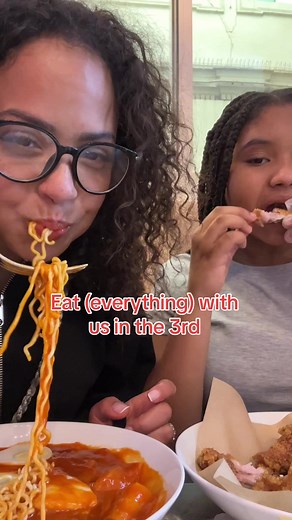 My favorite day.. eat and get fat day. In the 3rd arrindesment 🌶️🌶️