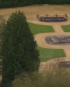 14K views · 24 reactions | Kasper Asgreen sidder forrest i løbet og har netop passeret den første brostenspavé, Troisvilles à Inchy  Derudover, er Jonathan Milan, Mads Pedersens hjælperytter, udgået af løbet, hvilket kan have betydning for danskerens vinderchancer  Se Paris-Roubaix på Eurosport 1 og uden afbrydelser på discovery+  | Eurosport Cykling | Facebook