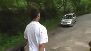 Una scena anale amatoriale tra due gay