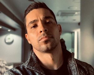 Wilmer Valderrama Family: Girlfriend, Kids, Siblings, Parents - BHW