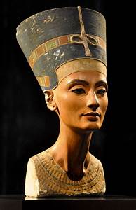 Nefertiti bust with eye liner | Ancient egyptian art, Egyptian art, Nefertiti bust