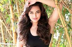 sonakshi sinha wallpaper beautiful hd sexy wallpapers actor extremely looking hot