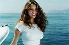 girls 90s sexiest therichest actresses 90 top where they now laetitia casta source