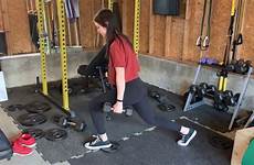 heel squat elevated front split