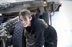 trucker truckers rig pemandu lori abad tercantik wanita kenworth rigs irt trucking