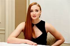 sophie turner height age her weight young miu boyfriend money bag first get
