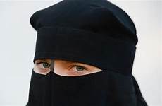 frauenkleidung musliminnen islamische