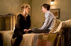 bates motel freddie highmore complicated norma
