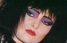 siouxsie sioux eyes banshees 80s punk violet