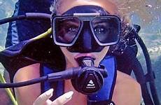 scuba riemer dive sexiest tropicalbeachswimwear angler snorkeling diver alba