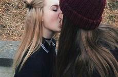 enamoradas bisexual lesbianas besos fotos lgbt kissing