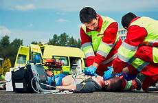 paramedic become why training health first aid