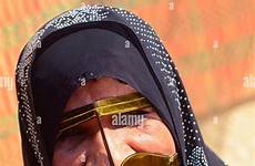 arabische maske burka vereinigte emirate traditionellen alamy
