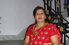 aunty hot desi indian saree women bhabhi chennai mallu bhabi beautiful tamil dress mood choose board girl seduce housewife latest