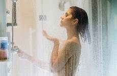duschen kalt dusche gesund bringen kalte