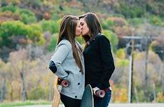 lesbian tumblr cute couples kissing lgbt gay lesbians ladies