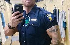 cops muscle uniform cop hombres hunks bodybuilder barba estilos policias lưu từ đã