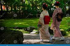 japanese kyoto maiko japan garden girls preview
